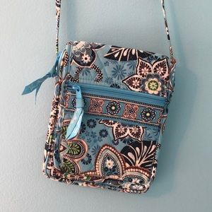 Cross body purse